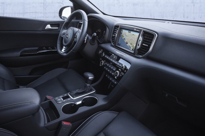 kia-sportage-4-2016-interieur-03